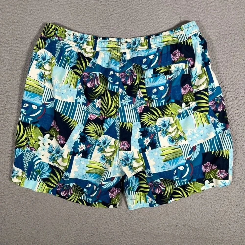 Tommy Bahama Shorts Mens Large Blue‎ Floral Hawaiian Elastic Waist Swim Pockets